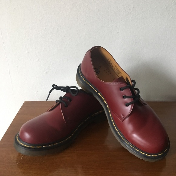 doctor martens cherry red